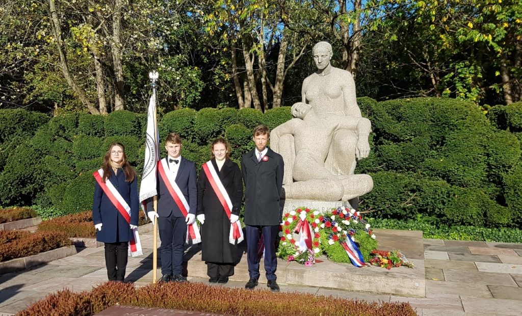 ”Dzień Polski – Mindelunden 2022” w Szkole Polskiej im. Marii Skłodowskiej-Curie przy Ambasadzie RP  w Kopenhadze z okazji Święta Niepodległości.