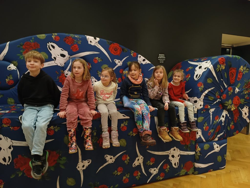 Dzieci z oddziału ,,Stokrotki” w Duńskim Muzeum Narodowym